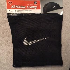 NIKE - Player gear & Bat bag - black - NEW